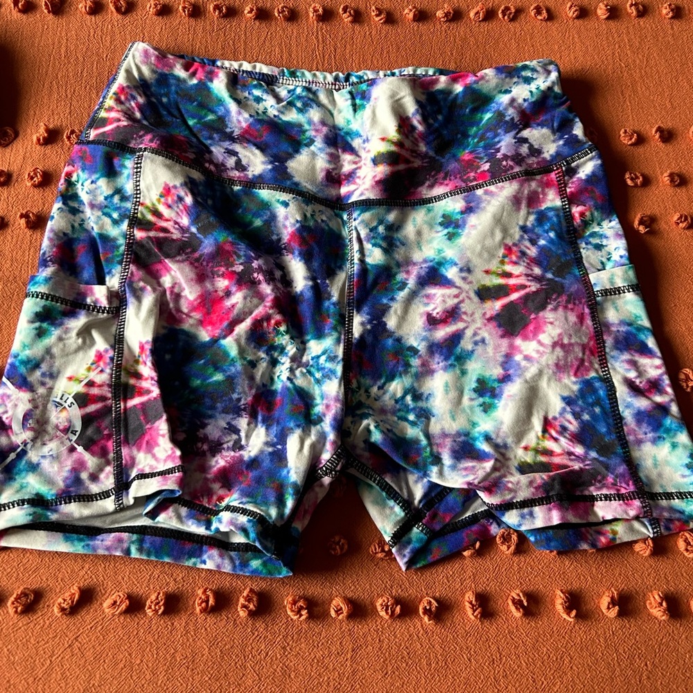 Womens’s high rise 4” inseam shorts Barbells and Pizza